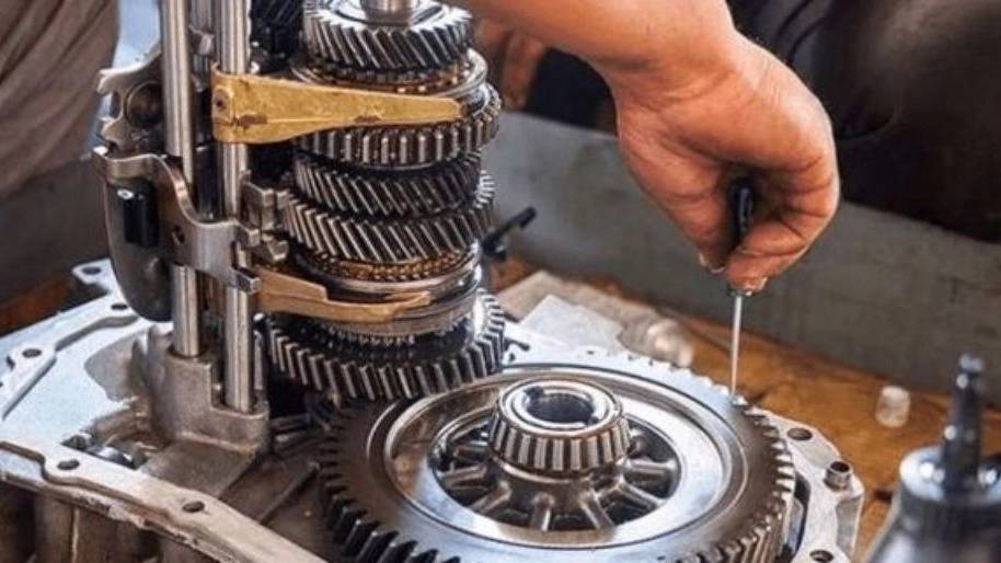 تعمیر گیربکس در تعمیرگاه اتومبیل مرتضی تعمیر گیربکس در تعمیرگاه اتومبیل مرتضی